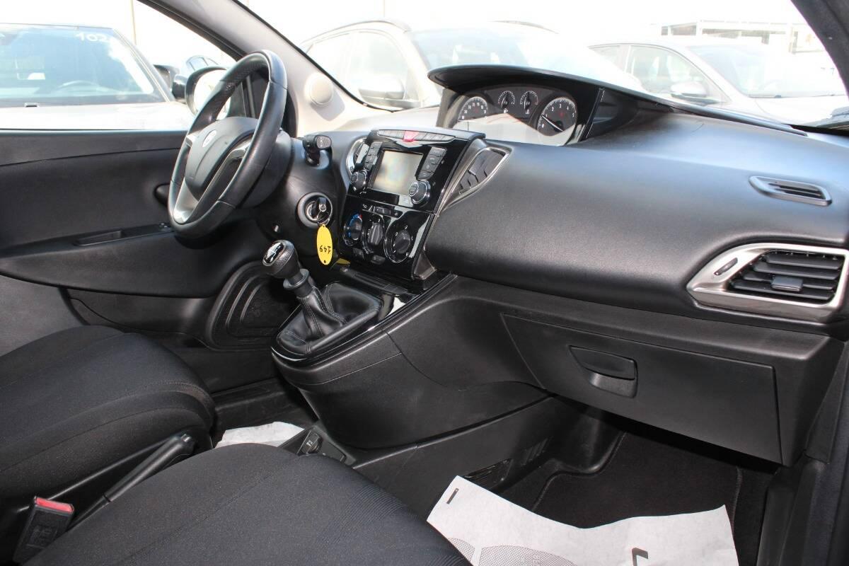 Lancia Ypsilon 1.2 Gold ecochic Gpl 69cv