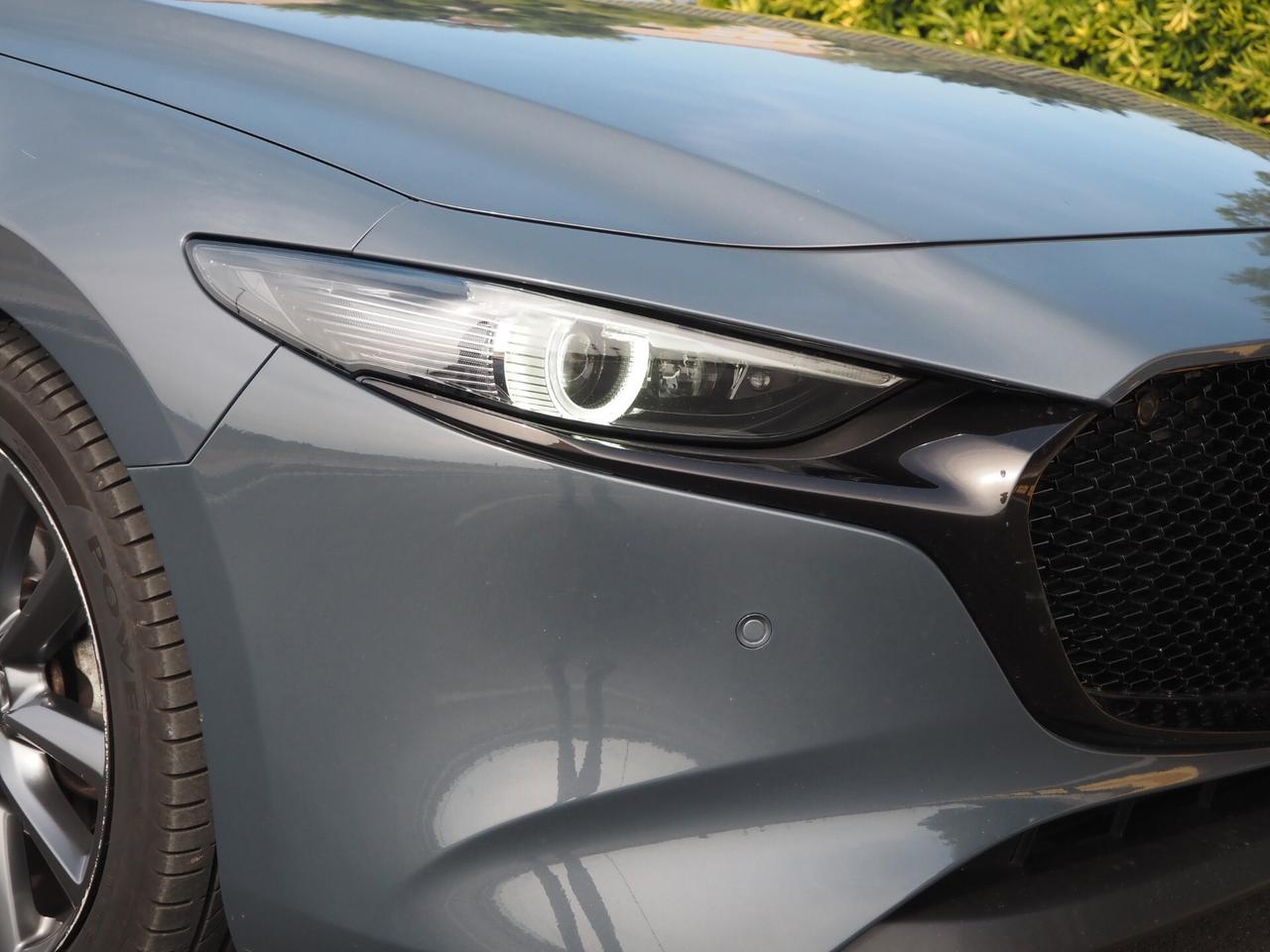 Mazda 3 1.8L Skyactiv-D Exceed