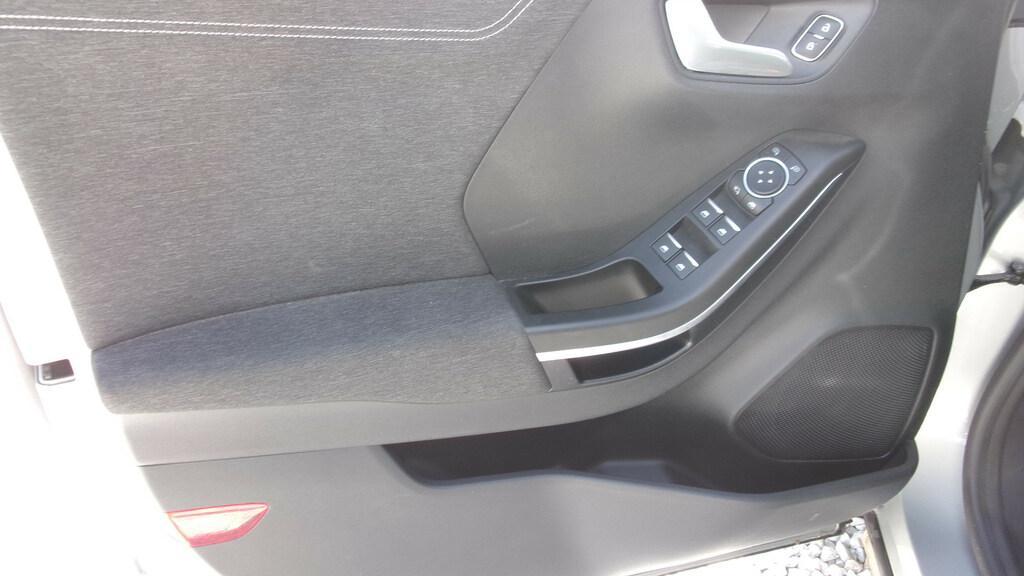 Ford Puma 1.0 EcoBoost Hybrid Titanium