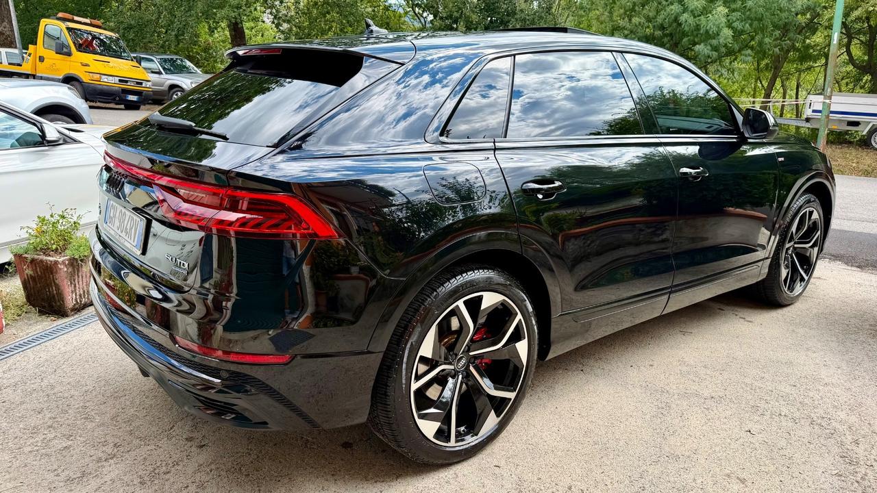 Audi Q8 50 TDI 286 CV quattro tiptronic Sport