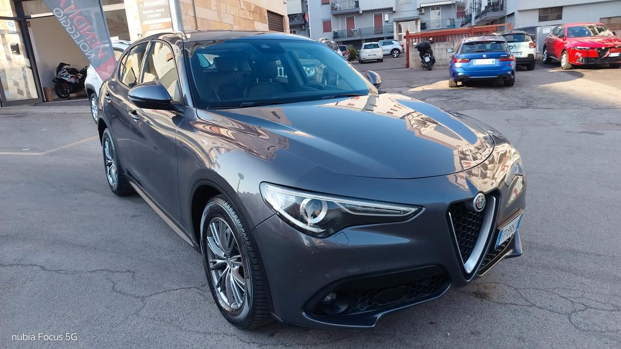 Alfa Romeo Stelvio 2.2 Executive * 180 CV * Navi * Pelle * Garantita 12 Mesi