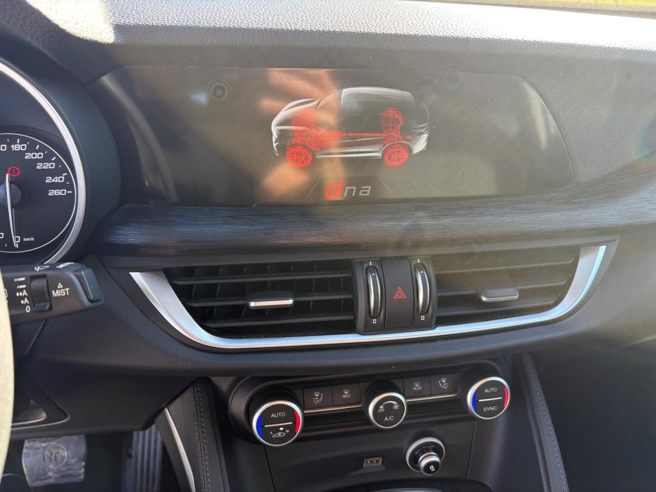 Alfa Romeo Stelvio 2.2 Turbodiesel 160 CV AT8 RWD Business