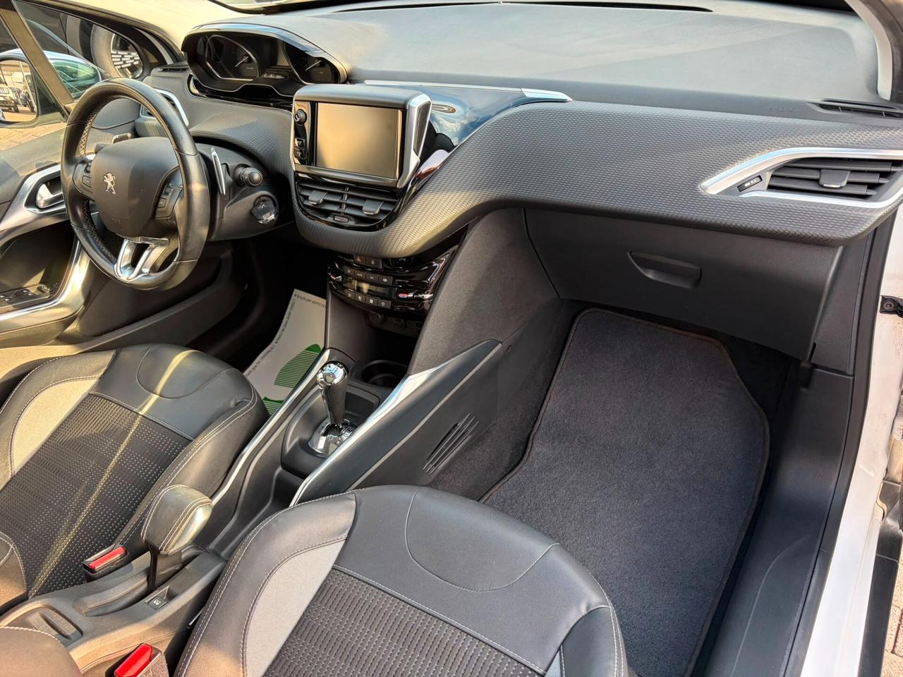 Peugeot 2008 1.6 e-HDi 92 CV Stop&Start Allure