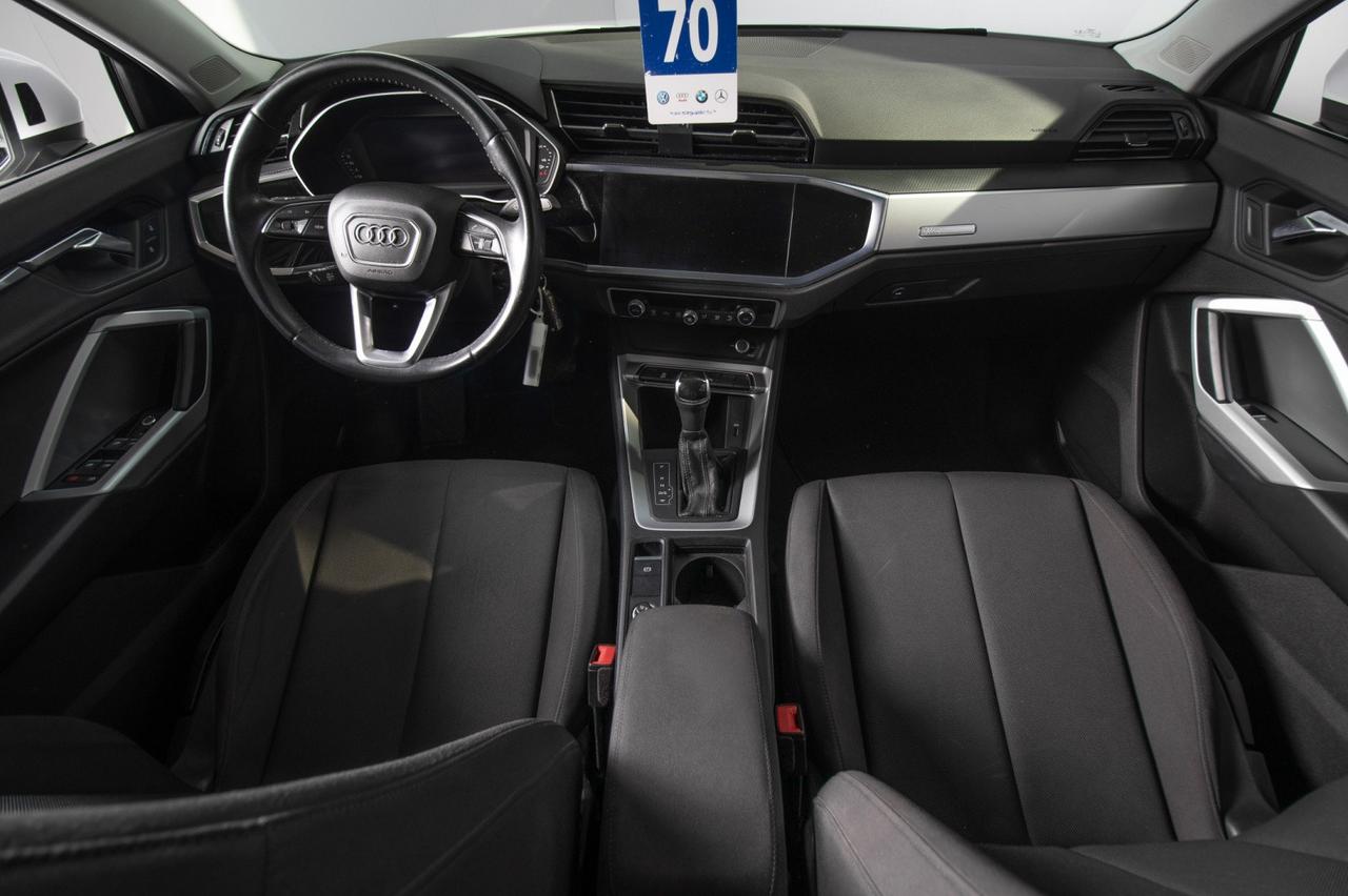 Audi Q3 2.0 Tdi S-tronic 150 Cv Business