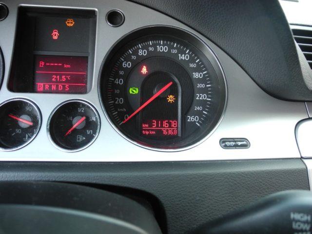 VOLKSWAGEN Passat Variant 2.0 TDI DPF DSG Highline -Ok NEOPAT.- UniPROPRIET.