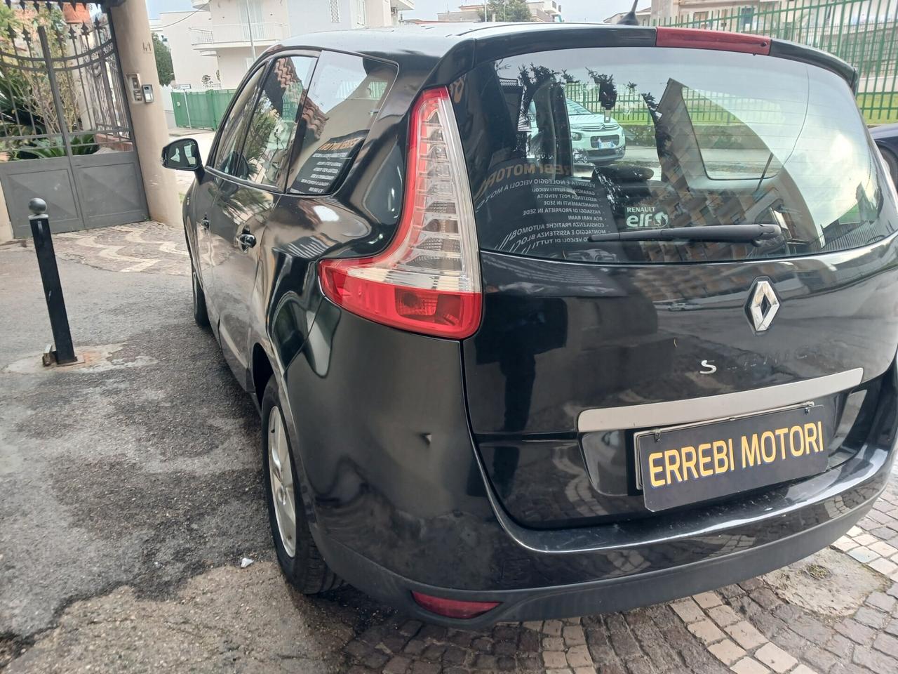 Scenic 1.5 dCi 110CV 7 POSTI