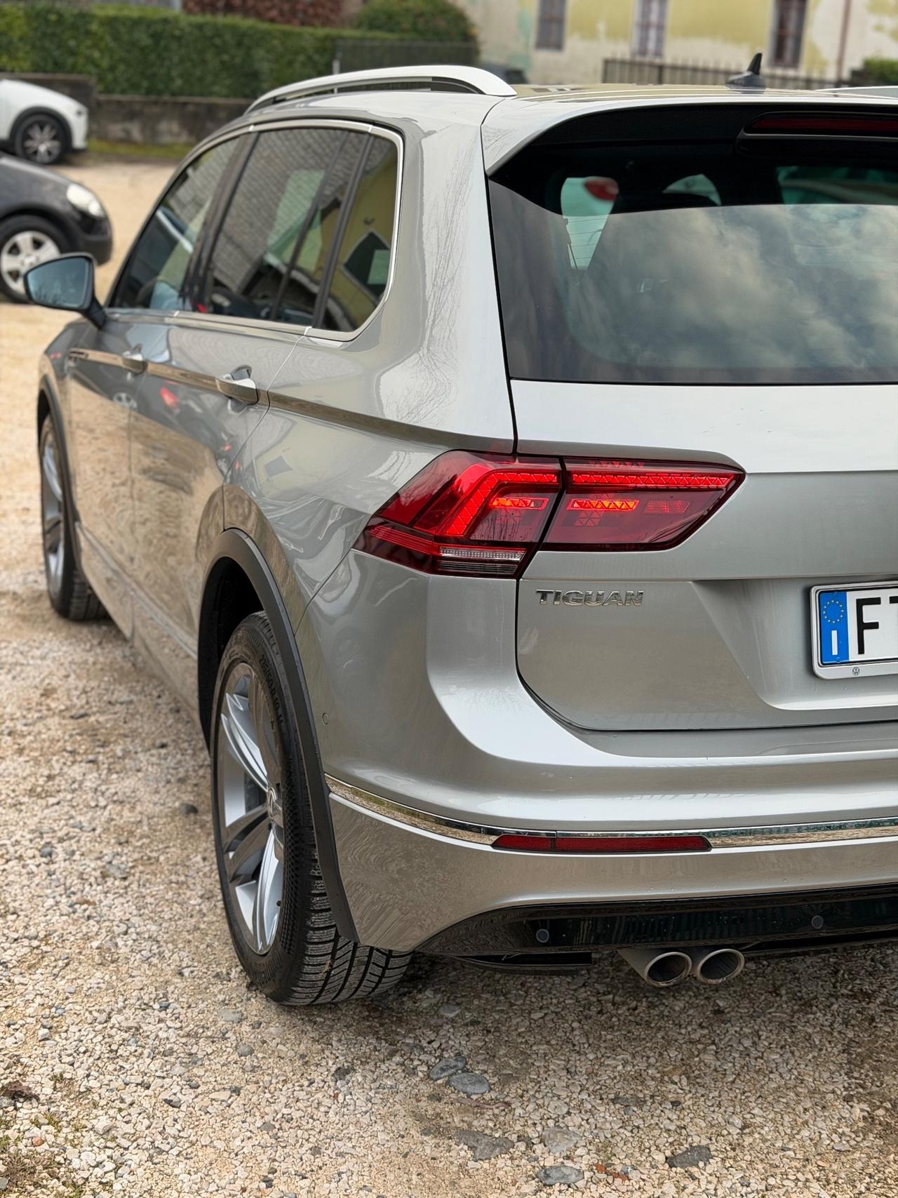 Volkswagen TIGUAN 2.0 TDI RLINE DSG 4MOTION MATRIX