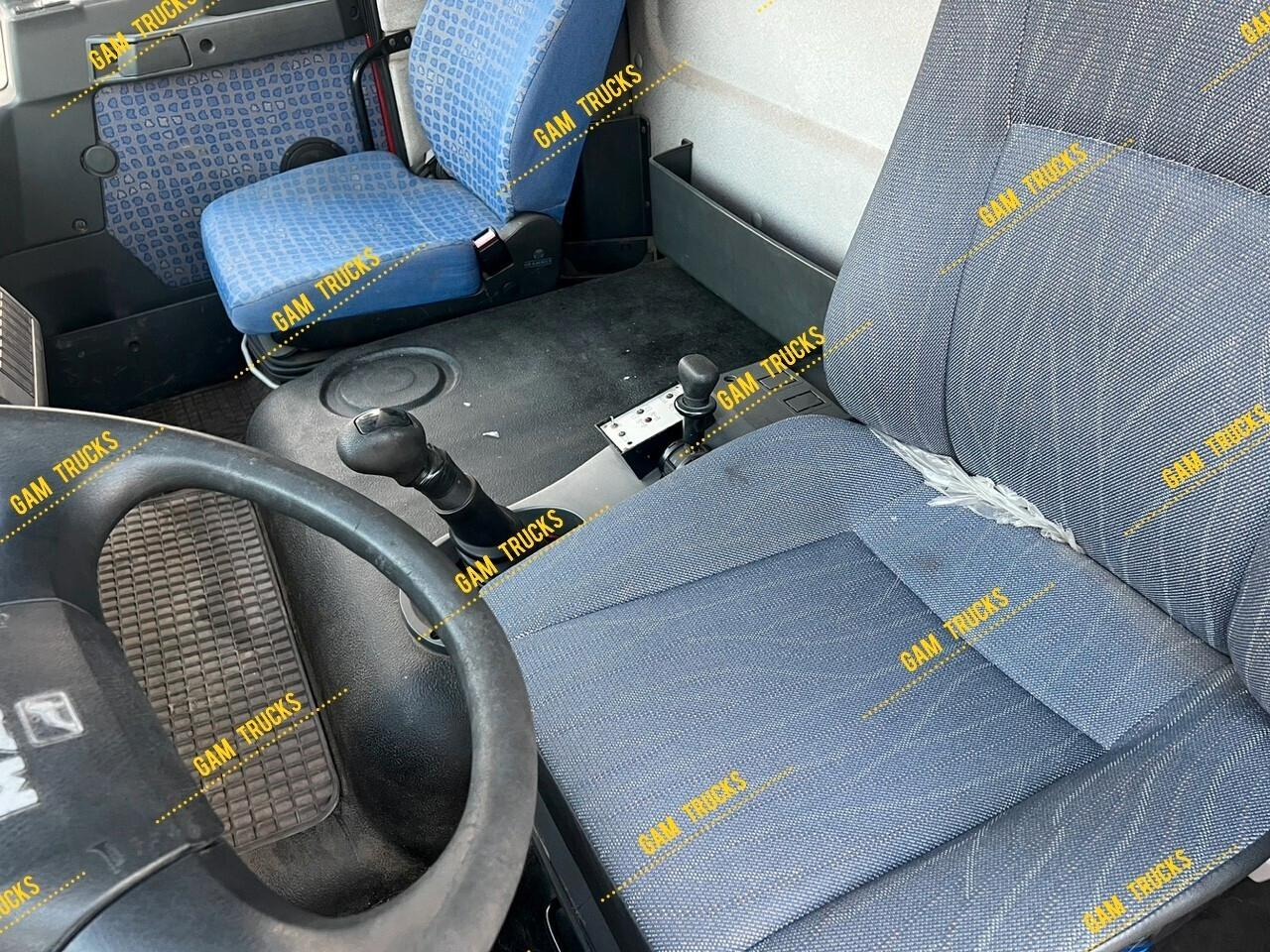 MAN 18.285 LE 280 scarrabile 6x2 cambio manuale