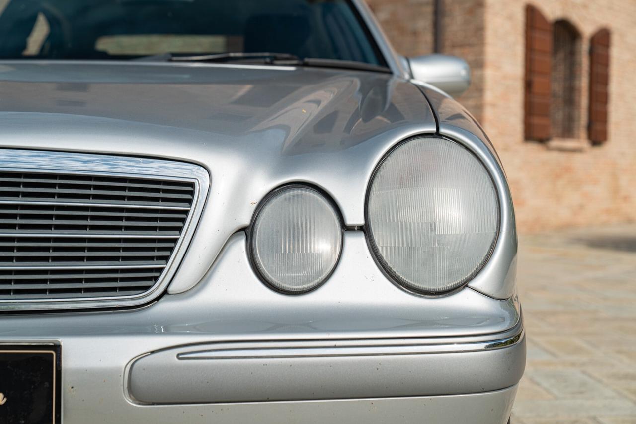 Mercedes-benz E 430 V8 - MER00314