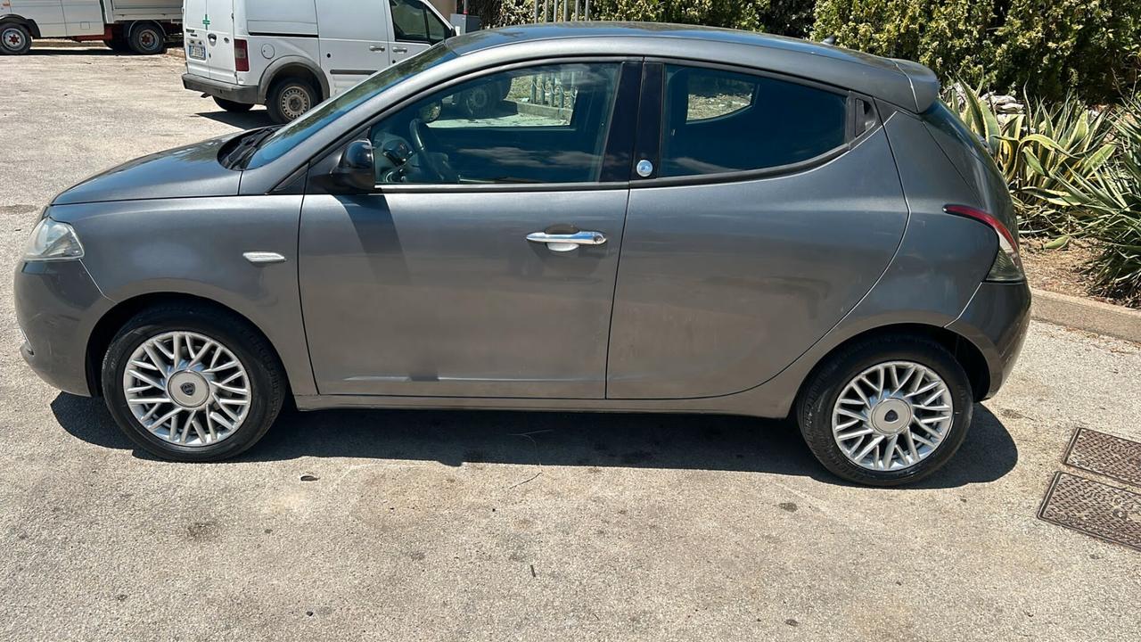 Lancia Ypsilon 1.2 69 CV 5 porte GPL Ecochic