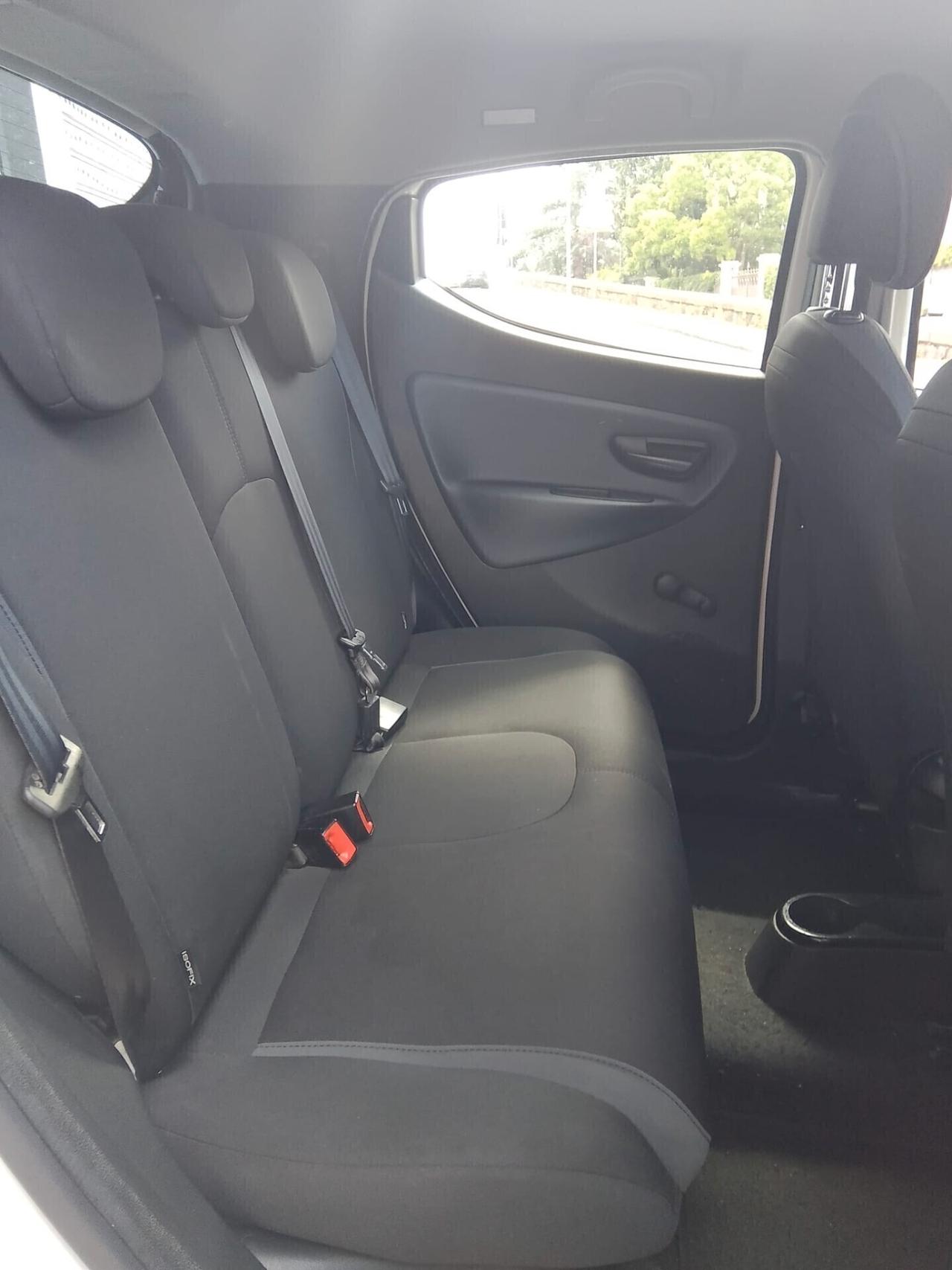 Lancia Ypsilon 1.2 69 CV 5 porte Platinum