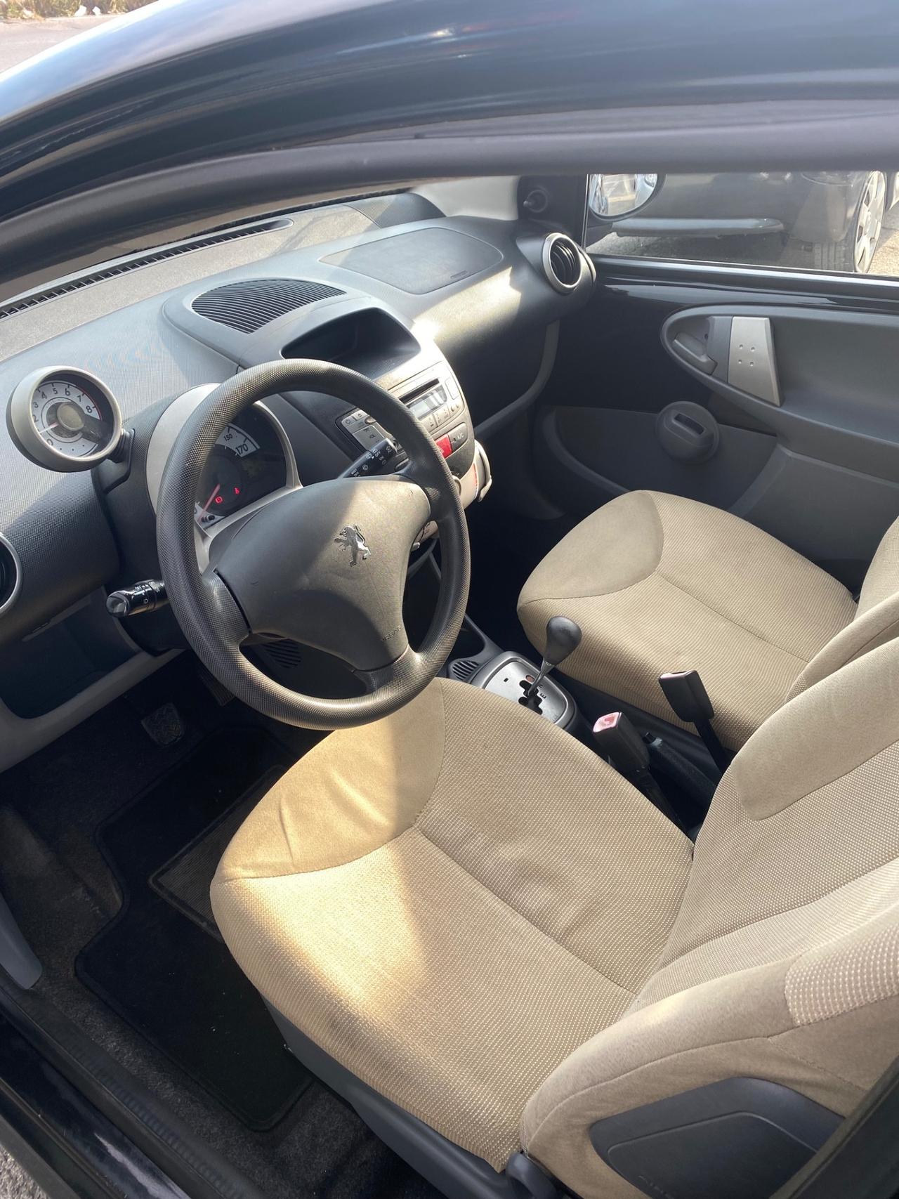 Peugeot 107 1.0 68CV 5p. Desir