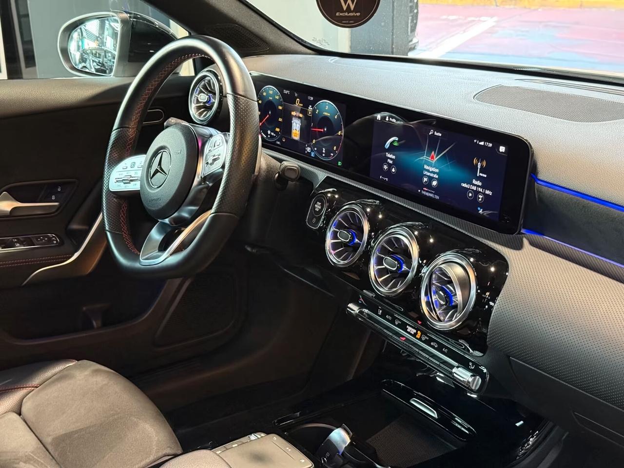 Mercedes-benz A 200 d Automatic Premium