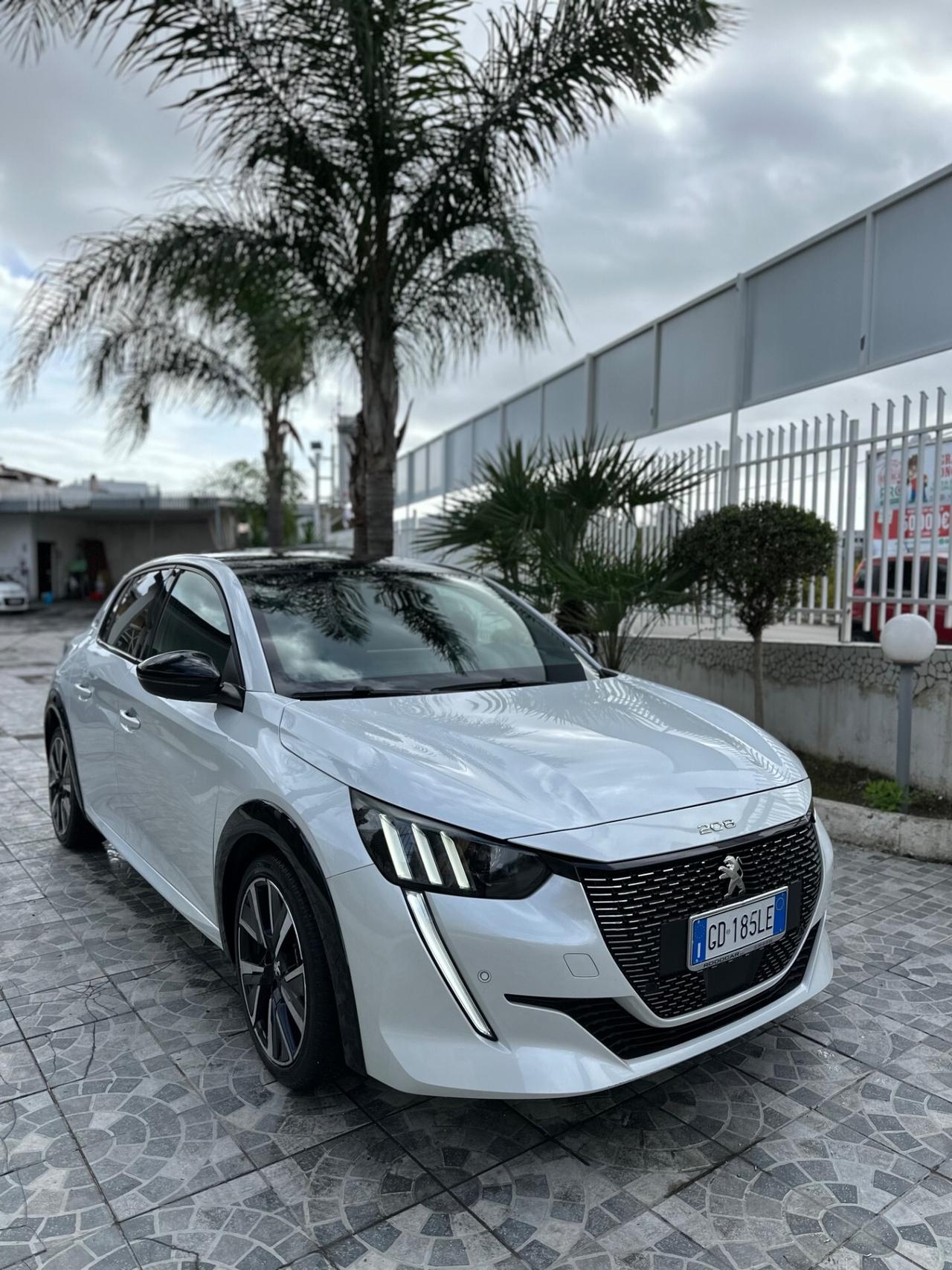 Peugeot 208 PureTech 100 Stop&Start EAT8 5 porte GT Line