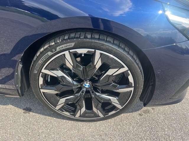 BMW 520 d Touring 48V xdrive MSport INDIVIDUAL 105.060€