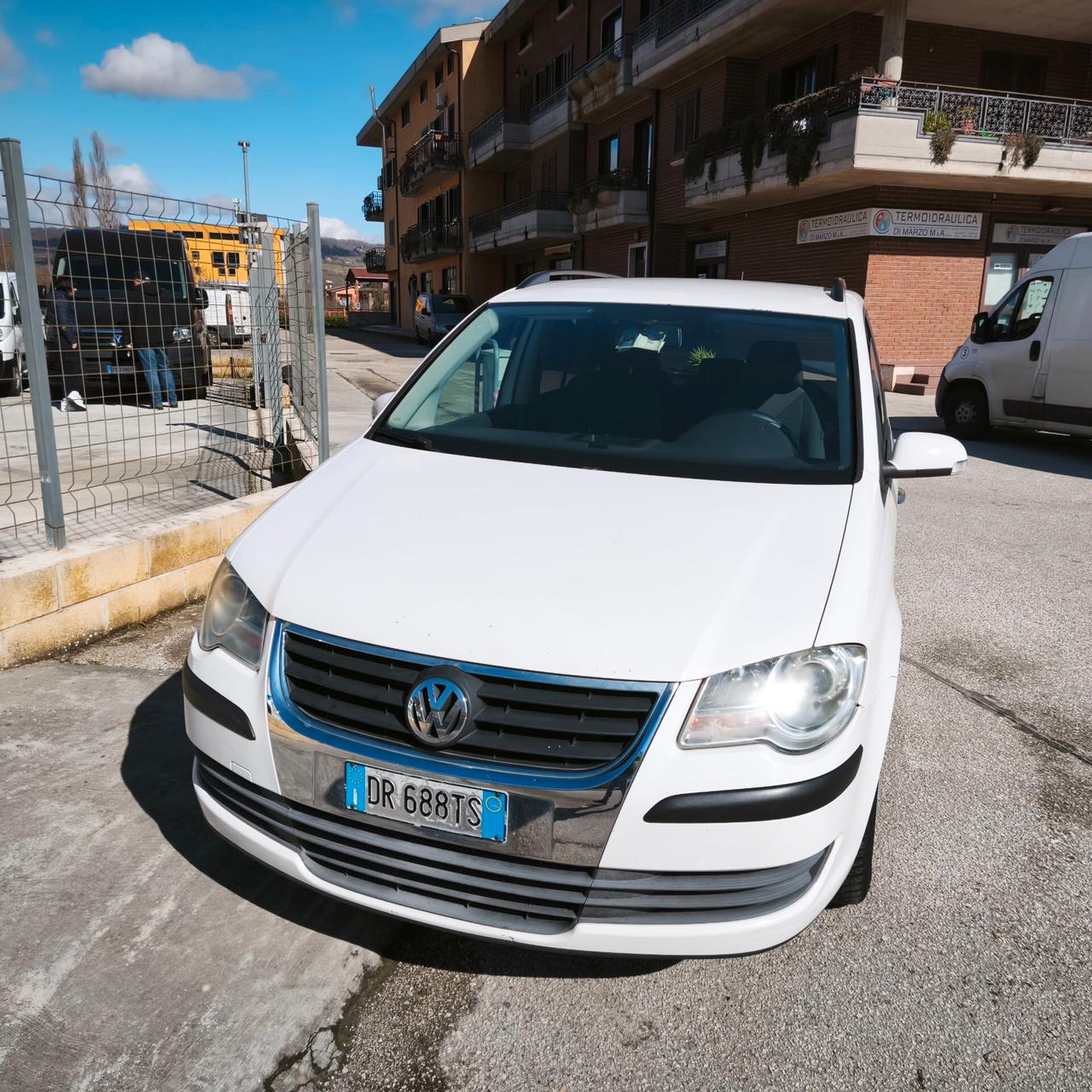 Volkswagen Touran 2.0 Conceptline Ecofuel