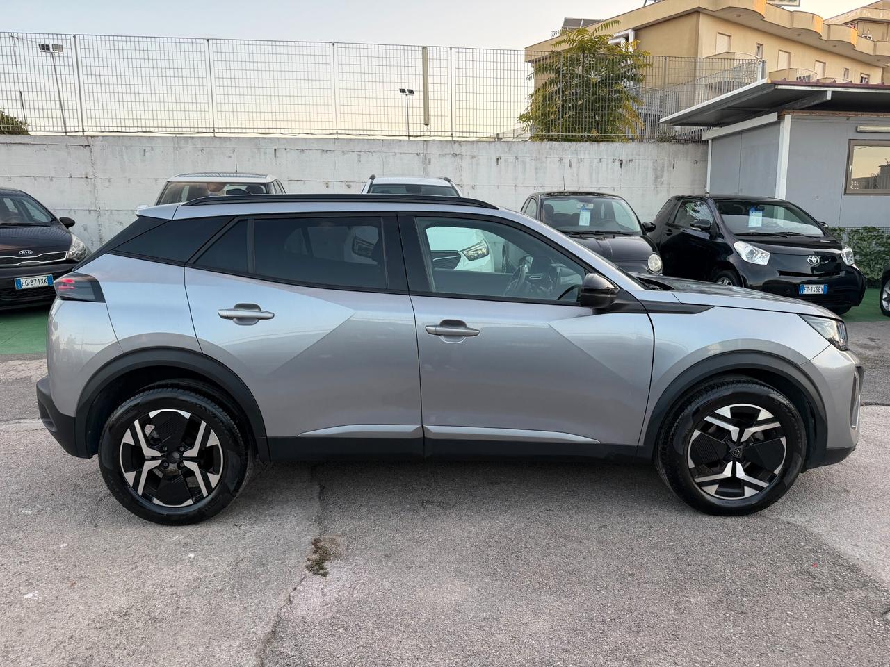 Peugeot 2008 PureTech 100 S&S Allure