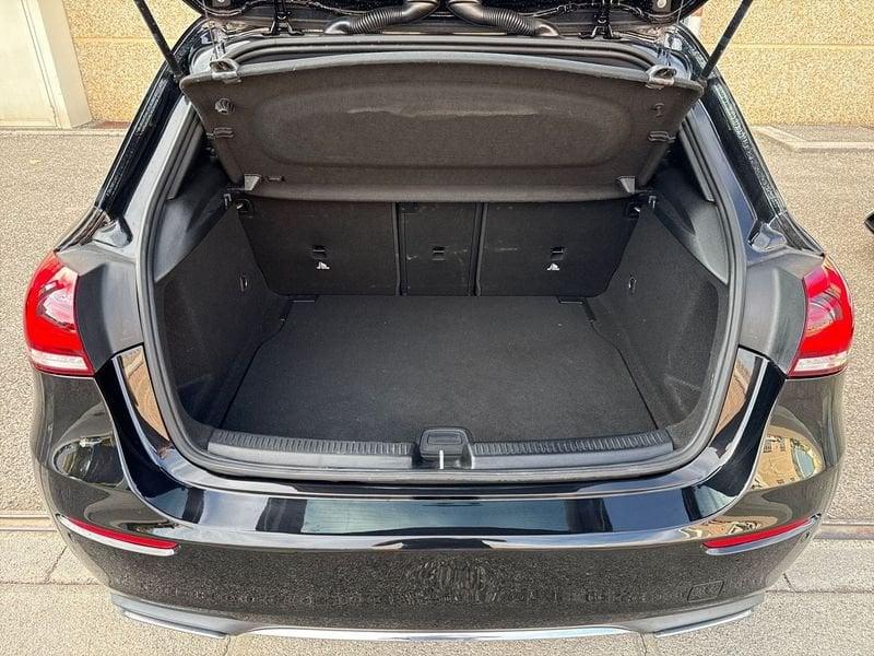 Mercedes-Benz Classe A A 180 d Sport auto