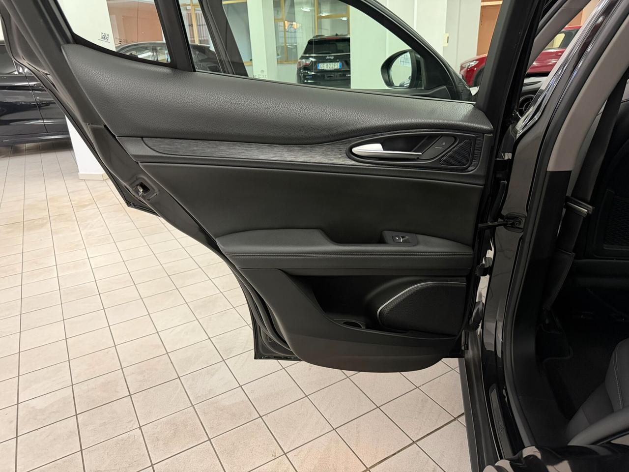 Alfa Romeo Stelvio 2.2 TD 190 CV EXECUTIVE 19" IMM. 30/12/2020