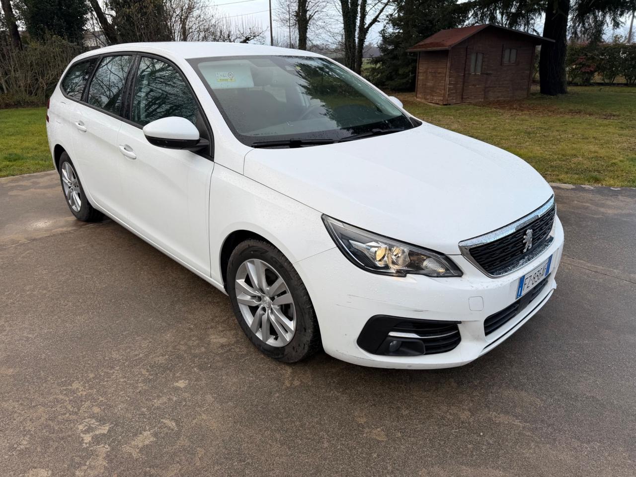 Peugeot 308 BlueHDi 130 S&S SW Active