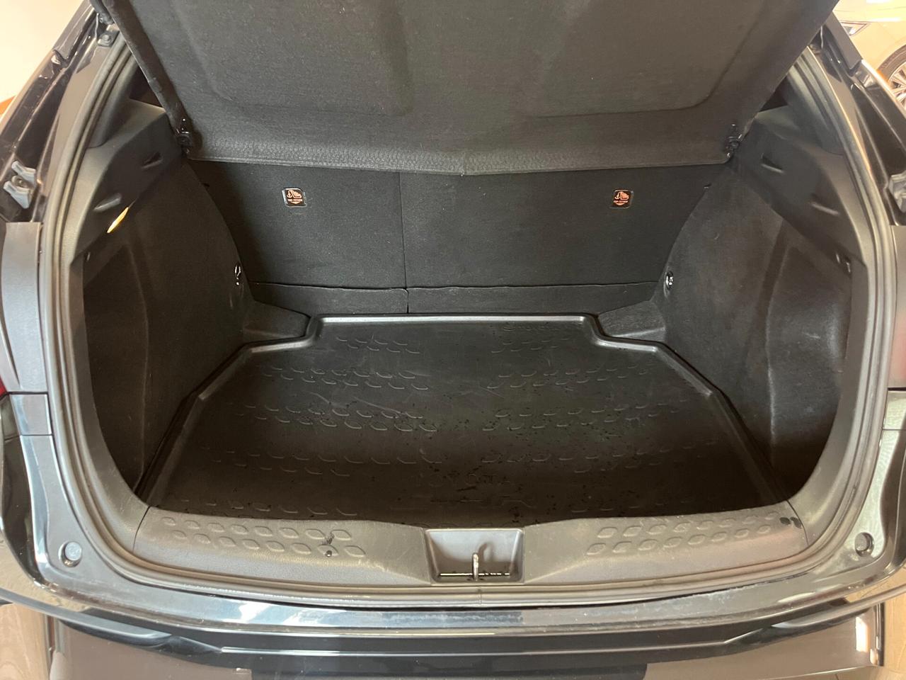 Toyota C-HR 1.8 Hybrid E-CVT Business