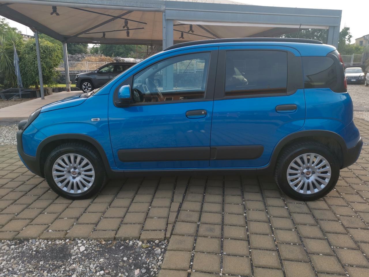 Fiat Panda Cross 1.0 FireFly S&S Hybrid