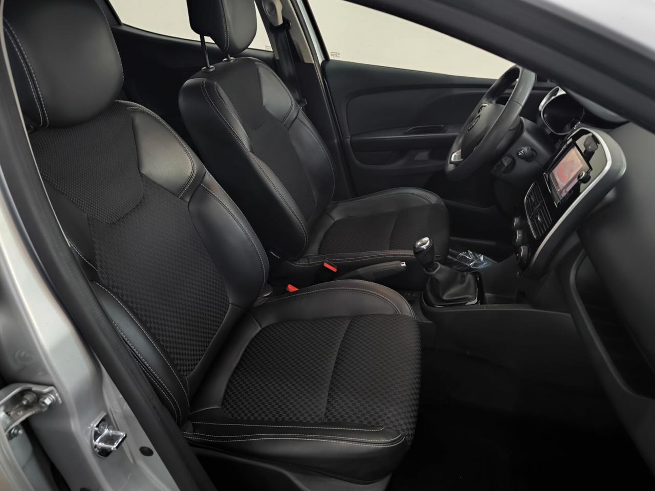 Renault Clio dCi 8V 90 CV Start&Stop 5 porte Energy Duel