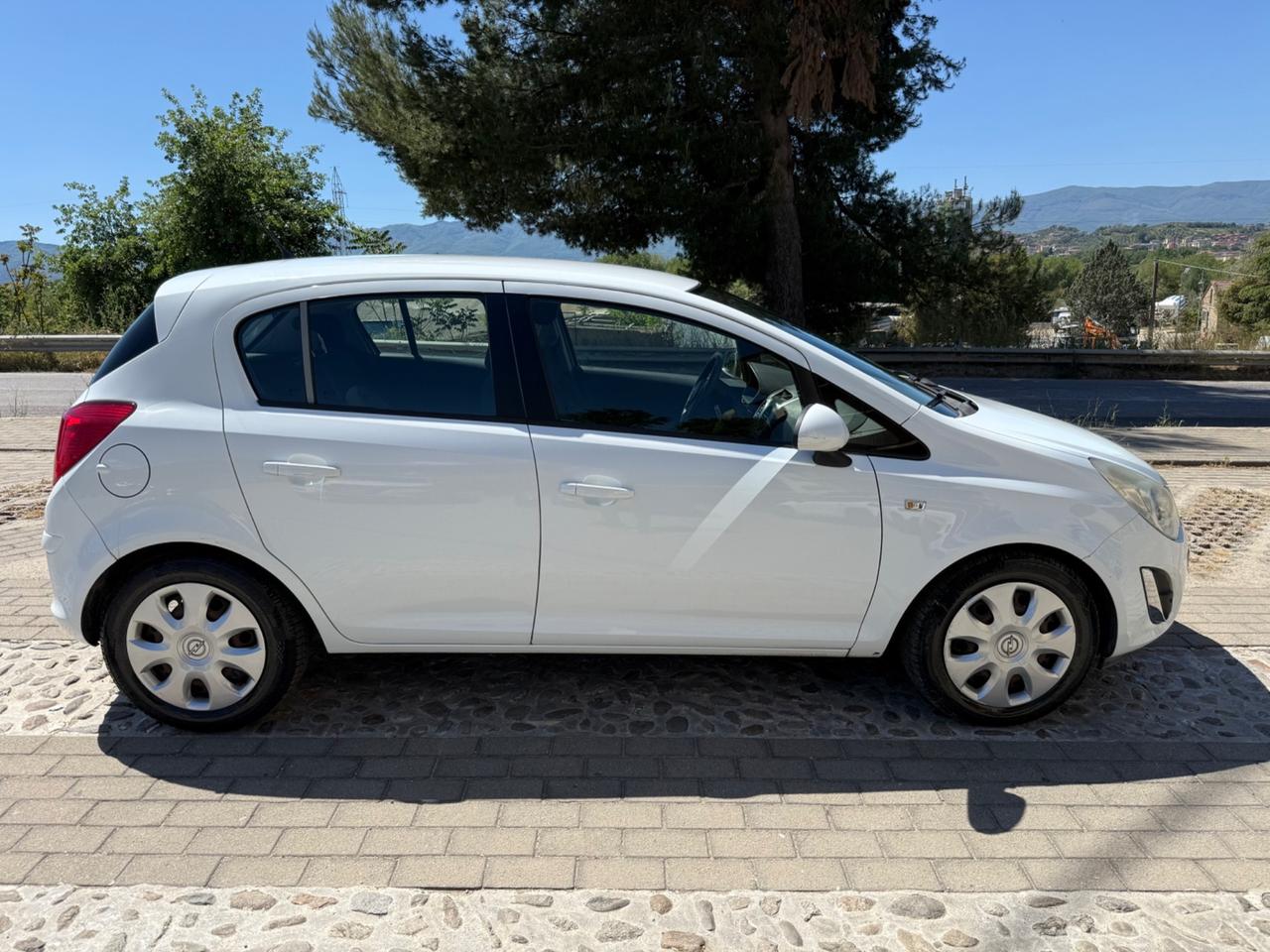 Opel Corsa 1.2 85CV 5 porte GPL-TECH