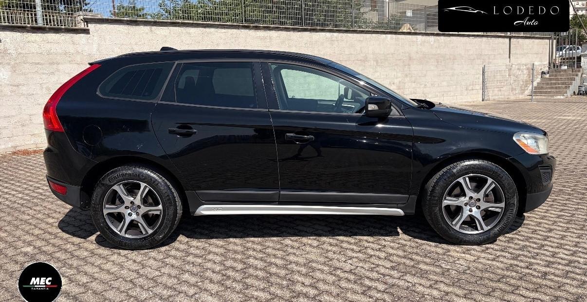 Volvo XC60 2.0 DRIVe Momentum - 2012
