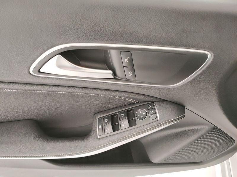 Mercedes-Benz CLA Shooting Brake 200 d Sport Night auto