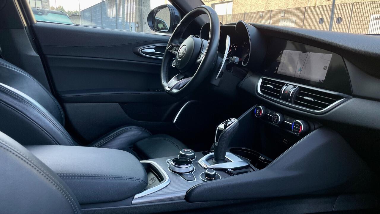 ALFA ROMEO GIULIA 2.0 TURBO VELOCE AT8 Q4 280CV - FULL LED, PELLE, SEDILI RISCALDATI