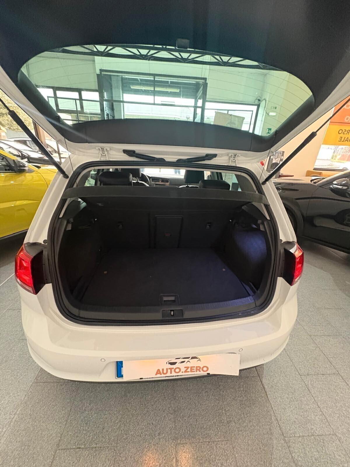 Volkswagen Golf 1.6 TDI DSG 5p. Highline BlueMotion Technology