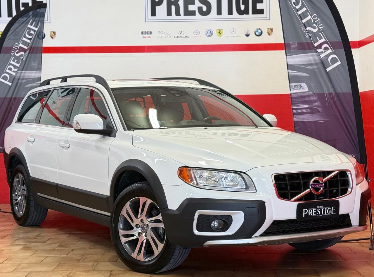 Volvo XC 70 XC70 D5 AWD Geartronic Summum