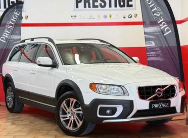 Volvo XC 70 XC70 D5 AWD Geartronic Summum