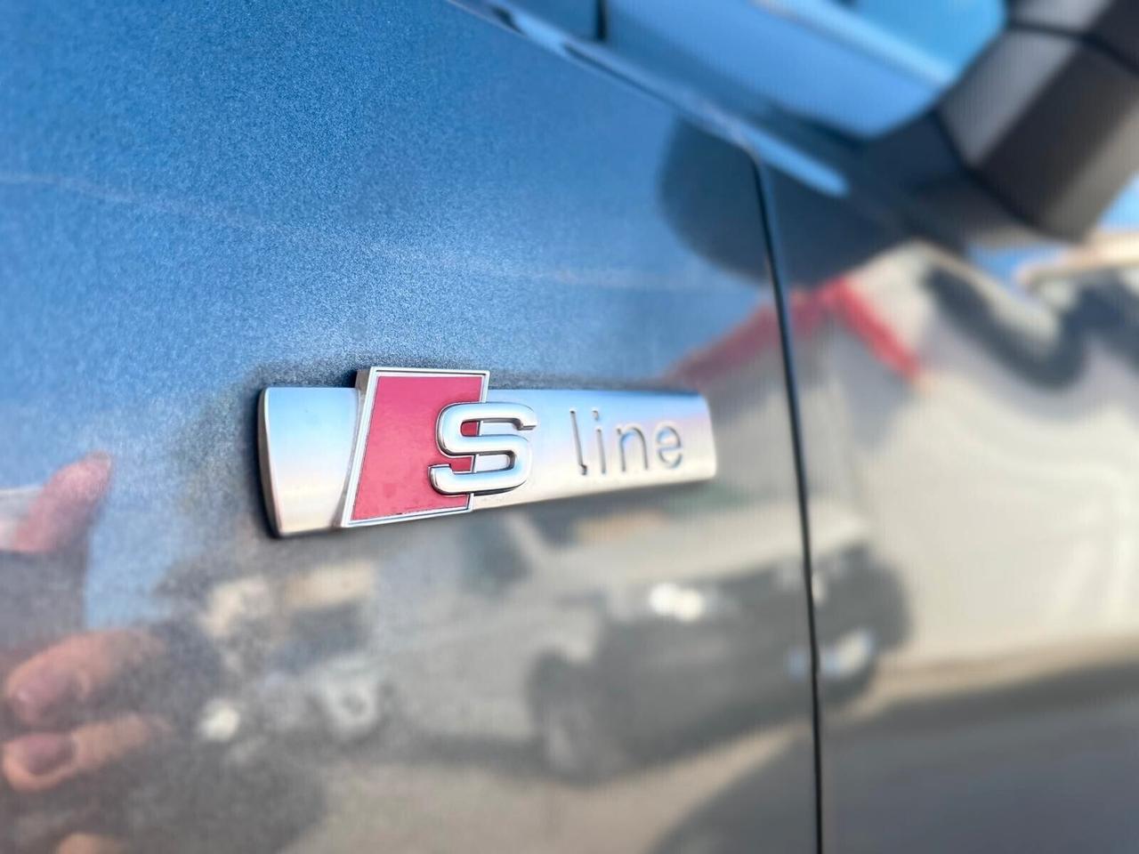 Audi Q3 40 TDI quattro S tronic S-Line interno/esterno