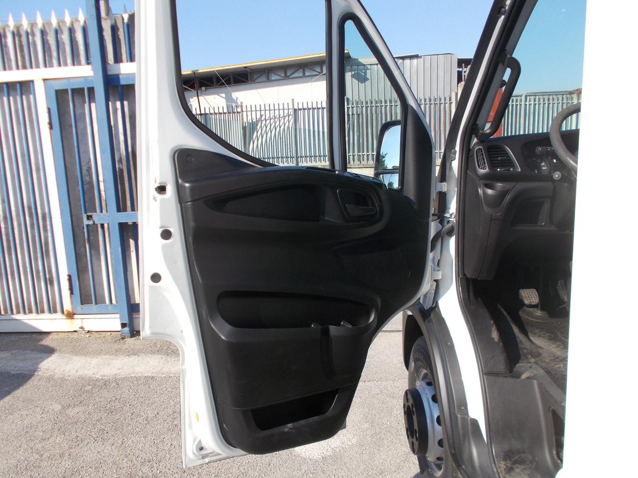 Iveco daily 60c15 2017 con cella frigo atp 01/26