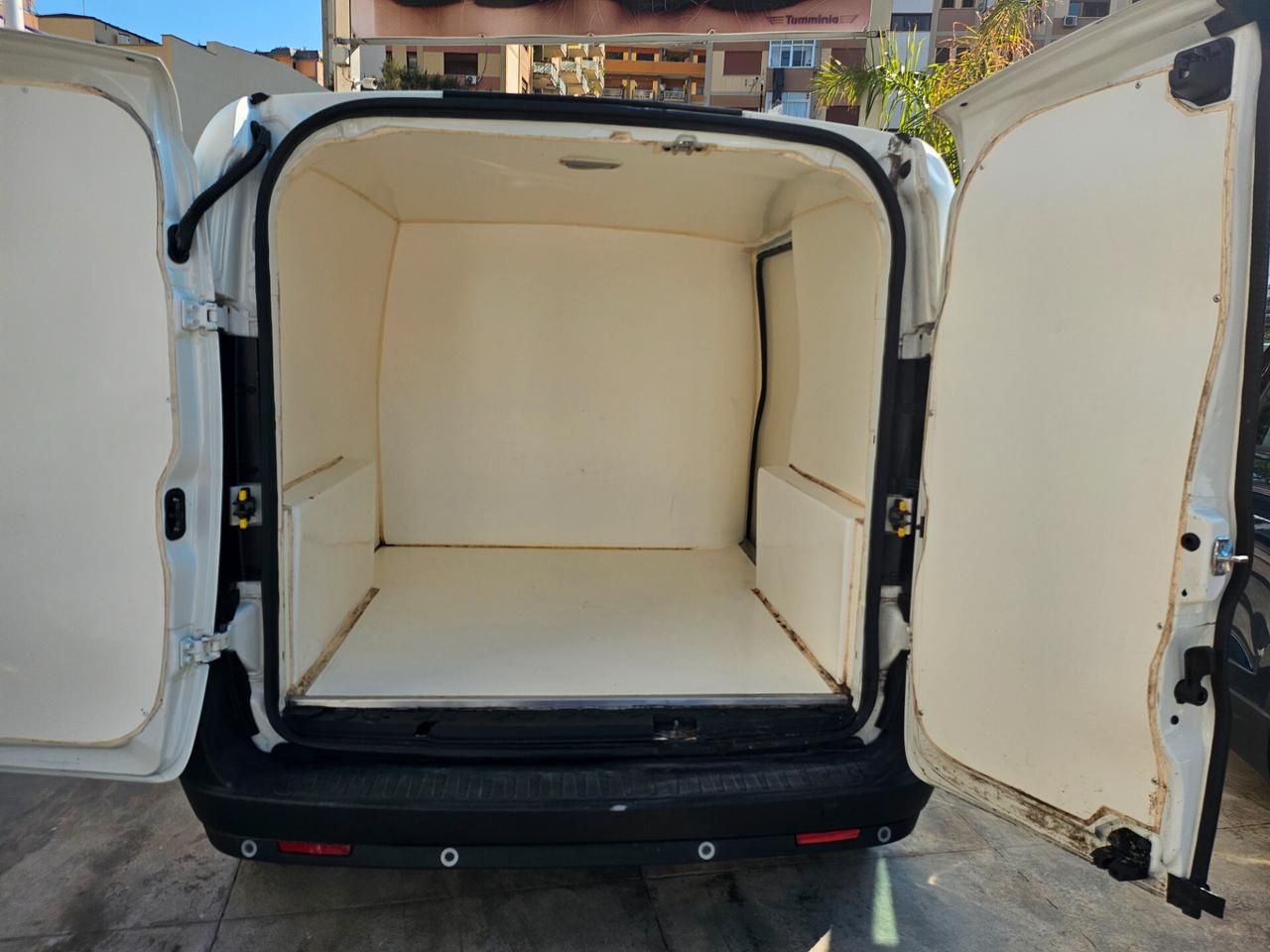 FIAT DOBLO CARGO 1.6 MJT 105 CV 3 POSTI COIBENTATO