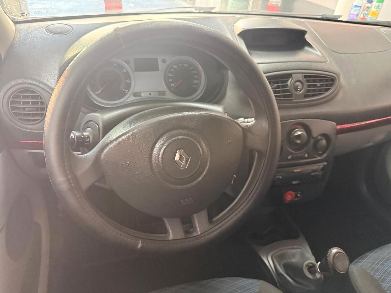 Renault Clio 1.2 16V 3 porte Confort