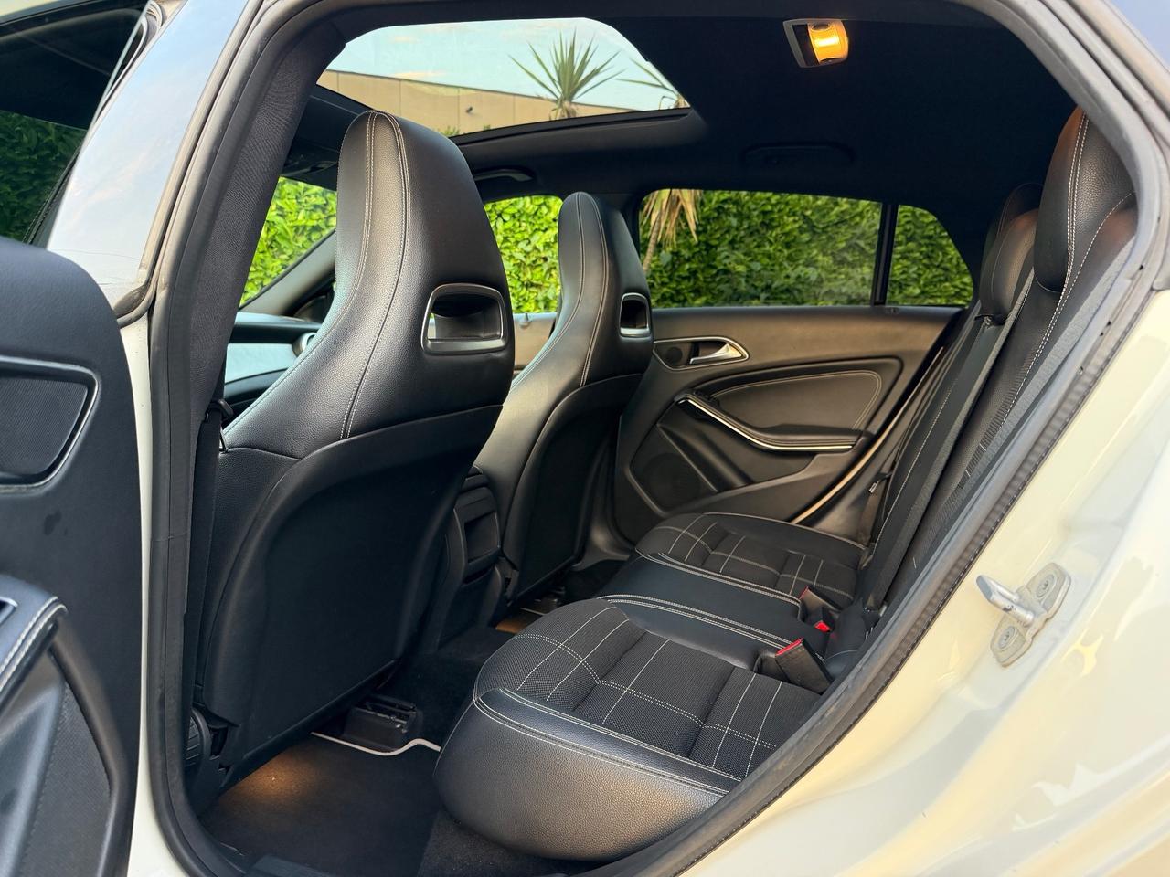 Mercedes-benz CLA 200 CDI Premium AMG 2015