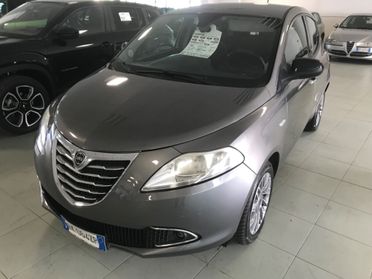 Lancia Ypsilon 1.2 69 CV 5 porte S&S Platinum