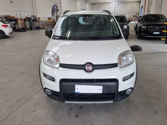 FIAT Panda 0.9 TwinAir Turbo S&S 4x4 IDONEA NEOPATENTATI