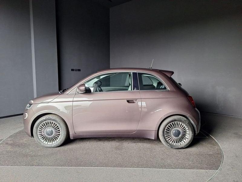 FIAT 500 La Prima Berlina