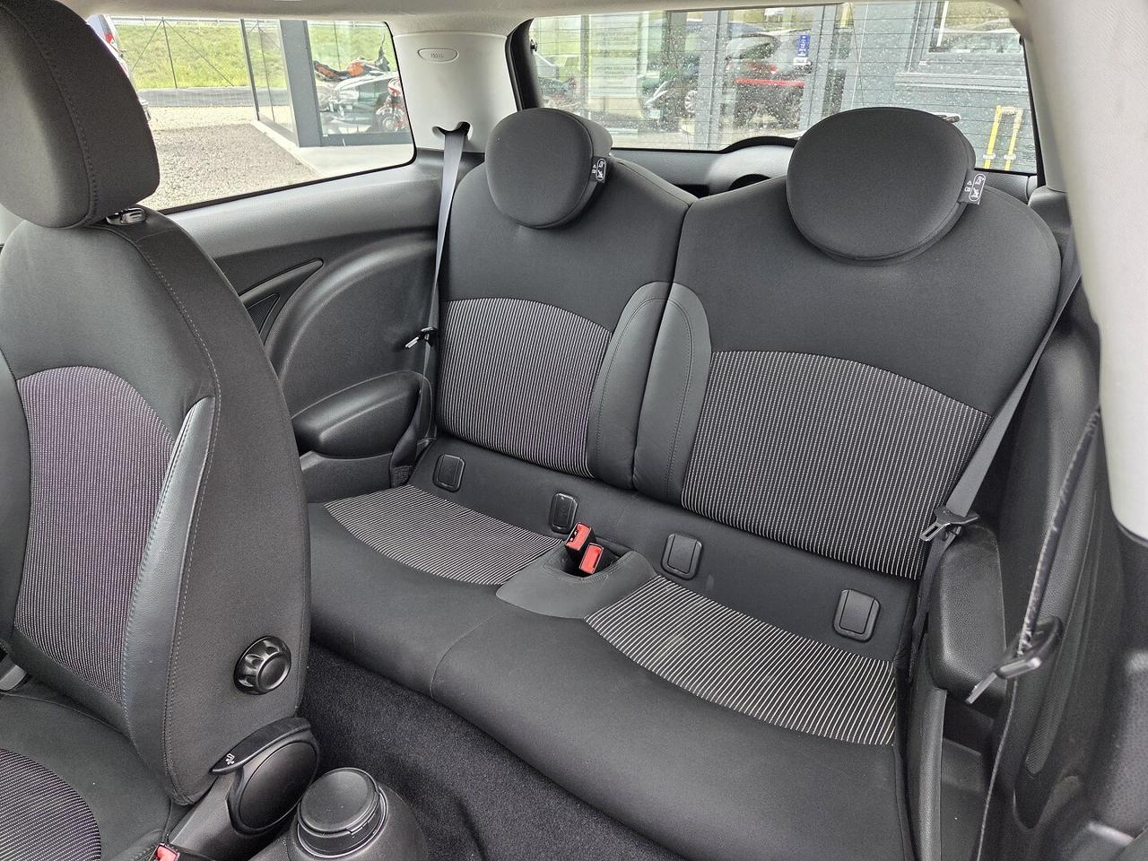 MINI COOPER 1.6D 109CV