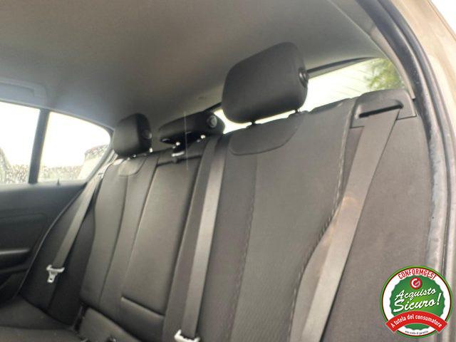 BMW 118 i 5p. Advantage
