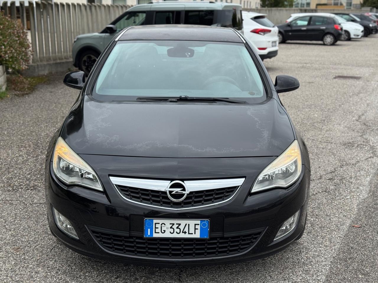 Opel Astra 1.3 CDTI 95CV 5 porte Cosmo