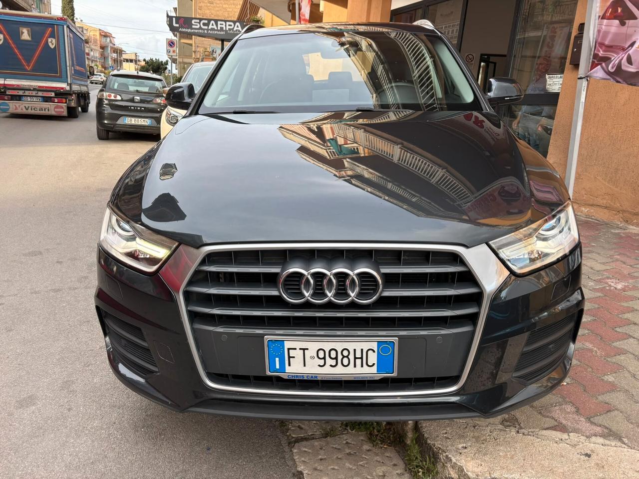 Audi Q3 2.0 TDI 120 CV Business