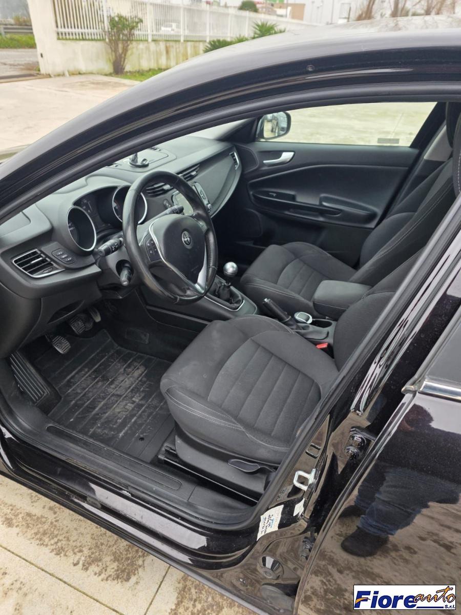 ALFA ROMEO - Giulietta - 1.6 JTDm-2 120 CV Distinctive
