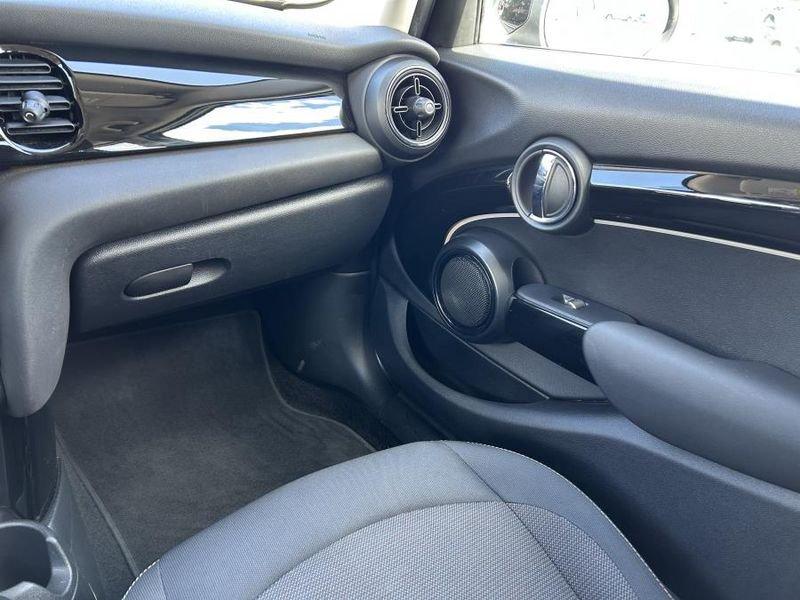MINI Cooper 5p auto 136 cv 5 PORTE!! GARANZIA EUROPEA 12+