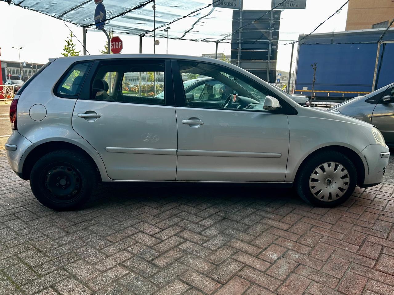 Volkswagen Polo 1.2/64CV 12V 5p. Comfortline