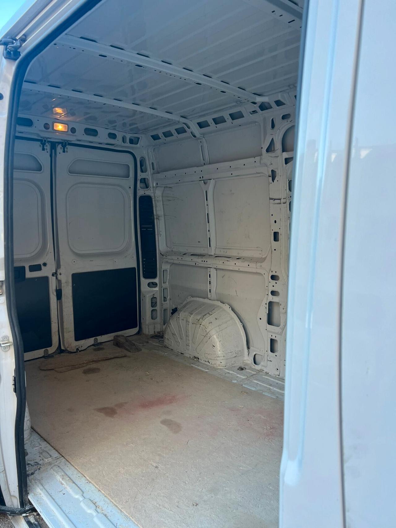 Fiat Ducato 33 2.2 Mjt 120CV PM-TM Furgone